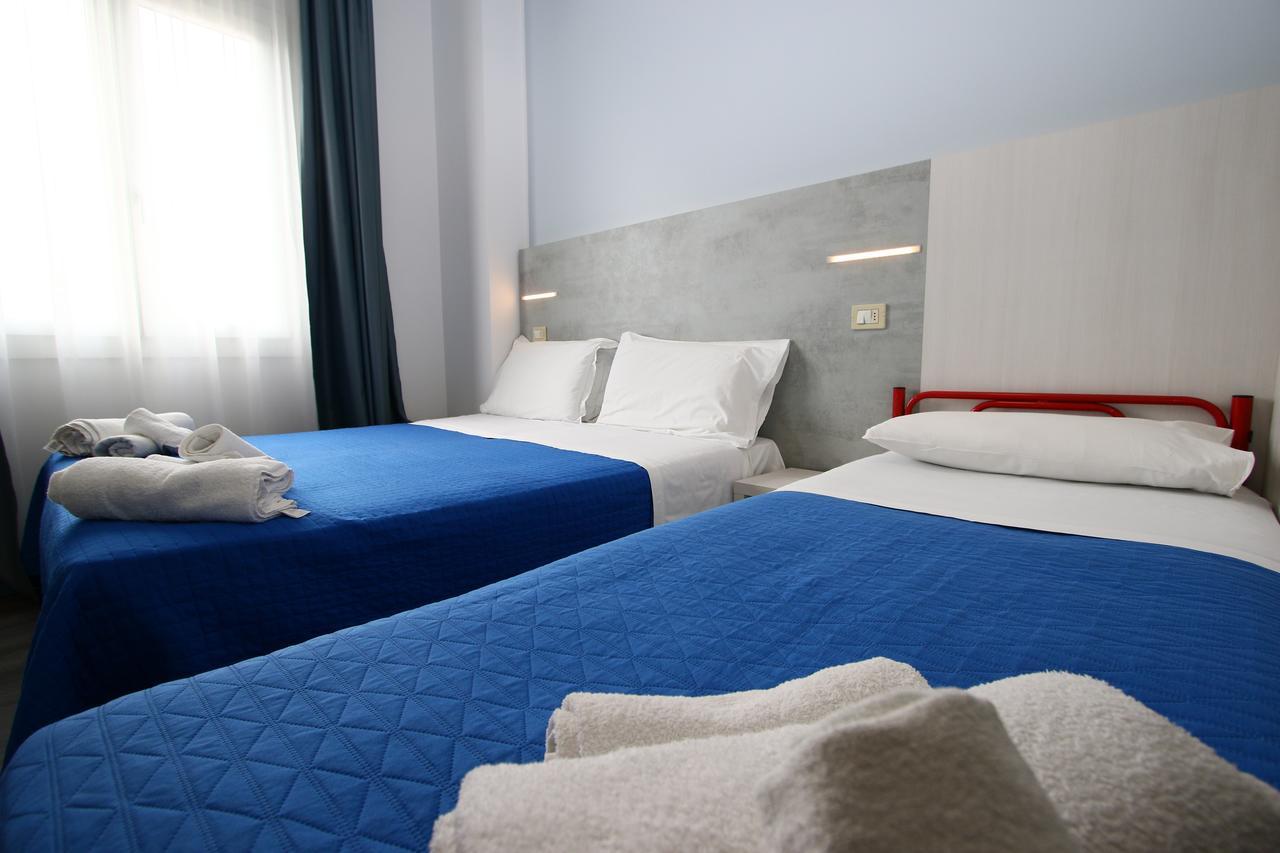 Hotel Kim Rimini Exterior foto