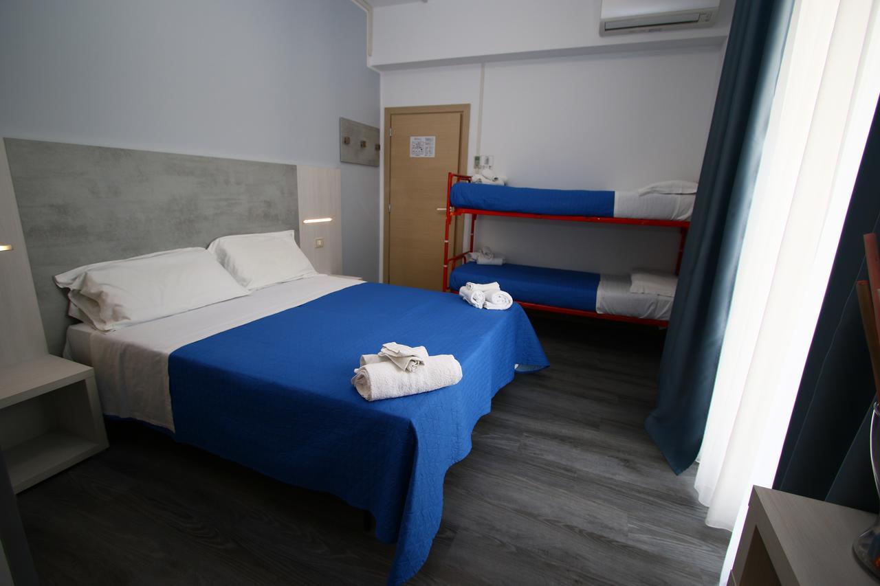 Hotel Kim Rimini Exterior foto